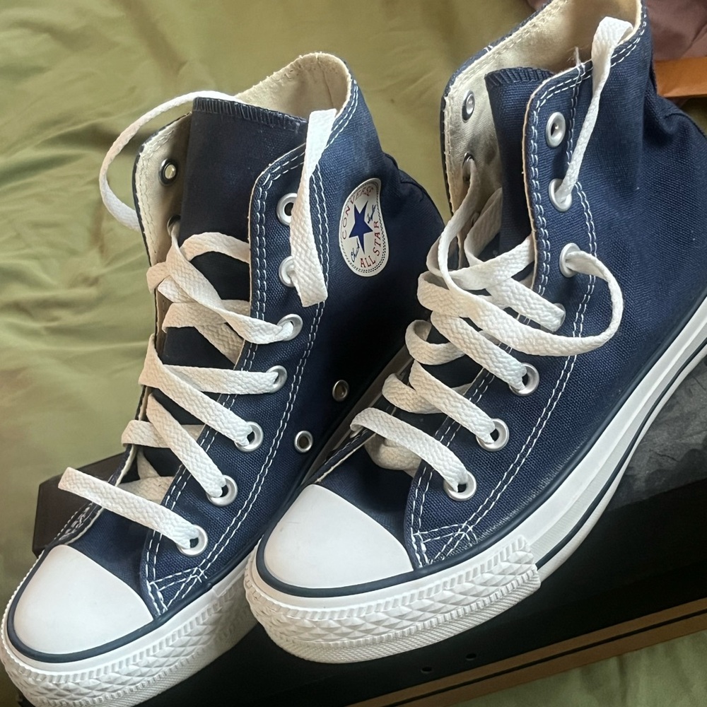 Converse Classic Blue High-Tops